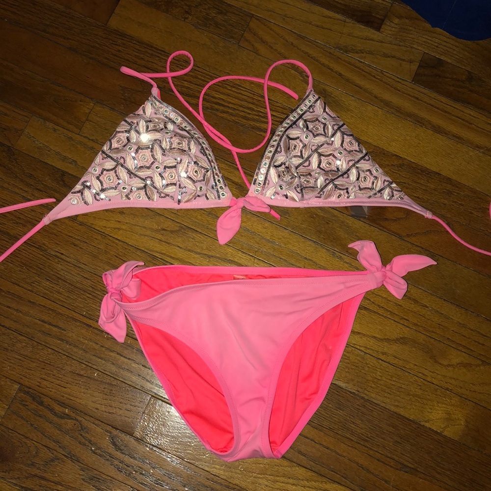 Victoria’s Secret sparkle pink bikini sz L